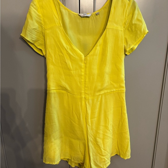 Obey Bright Yellow romper! Short sleeve! Super cute and bright! Sz sm - Picture 2 of 4